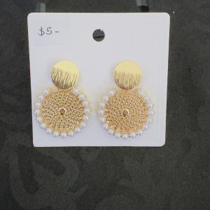 Simple earring